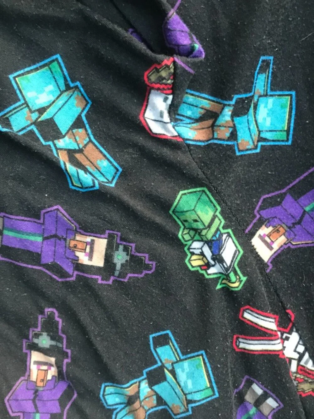 Minecraft Pajama Set Boys Size 10 Short Sleeve Shirt, Black Pants, Black Shorts